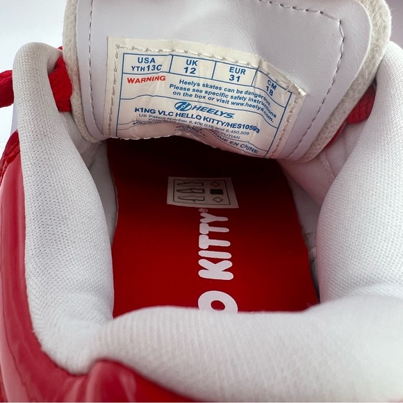 Hello Kitty x Heelys Roller Shoes White Red Girls Youth 13C - Picture 6 of 6